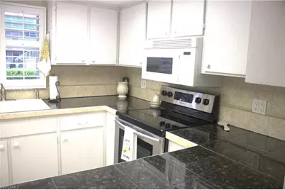 200 Valley Stream Dr #4C, Naples, FL 34113 - Photo 5