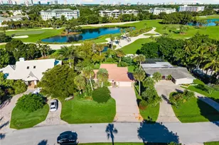 77 Cypress Point Dr, Naples, FL 34105 - Photo 7