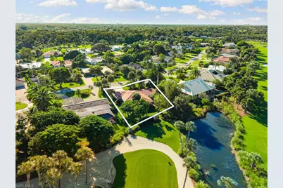 77 Cypress Point Dr, Naples, FL 34105 - Photo 5