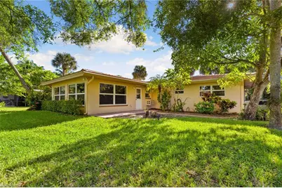 77 Cypress Point Dr, Naples, FL 34105 - Photo 23