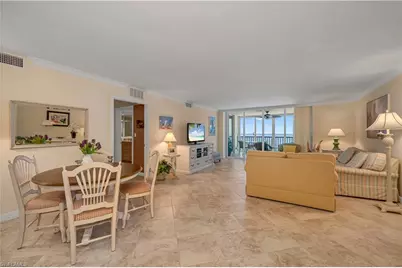1919 Gulf Shore Blvd N #601, Naples, FL 34102 - Photo 5