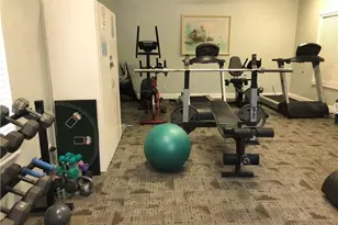 321 Robin Hood Cir, Naples, FL 34104 - Photo 25