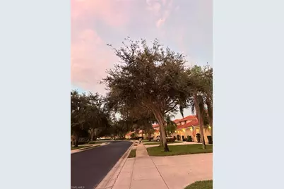 321 Robin Hood Cir #201, Naples, FL 34104 - Photo 23