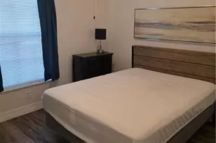 4940 Cougar Ct S, Naples, FL 34109 - Photo 7