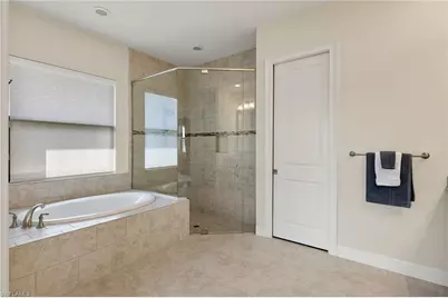 12454 Lockford Ln, Naples, FL 34120 - Photo 15