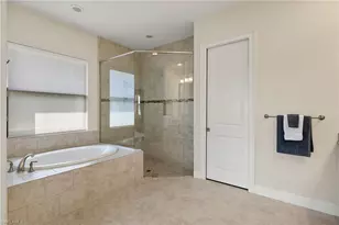 12454 Lockford Ln, Naples, FL 34120 - Photo 15