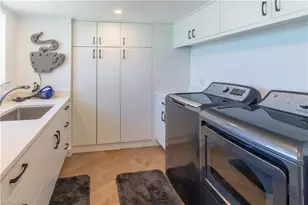 10701 Gulf Shore Dr, Naples, FL 34108 - Photo 15