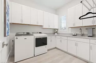 8829 Paradera Ct, Naples, FL 34112 - Photo 19