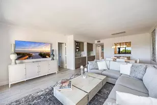 6300 Pelican Bay Blvd, Naples, FL 34108 - Photo 15