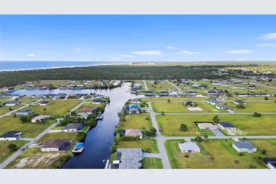 3709 NW 43rd Ave, Cape Coral, FL 33993 - Photo 9