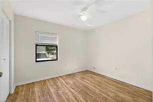 9270 Lake Park Dr, Fort Myers, FL 33919 - Photo 15