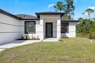 1119 Earhart St E, Lehigh Acres, FL 33974 - Photo 3