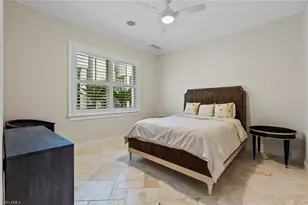 1001 10th Ave S, Naples, FL 34102 - Photo 17