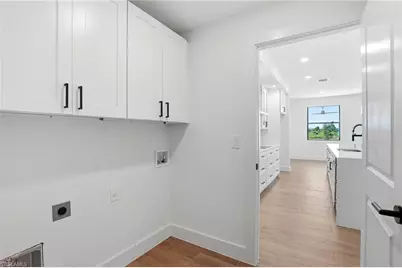 2619 27th St SW, Lehigh Acres, FL 33976 - Photo 37