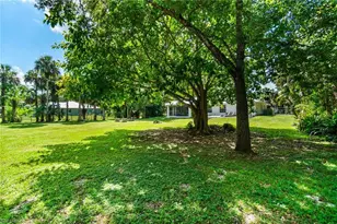 640 13th St NW, Naples, FL 34120 - Photo 35