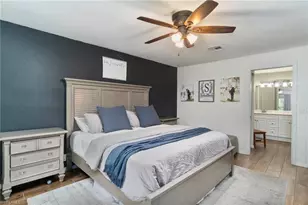 640 13th St NW, Naples, FL 34120 - Photo 17