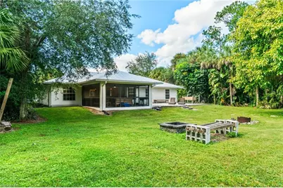 640 13th St NW, Naples, FL 34120 - Photo 31