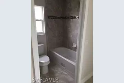 4208 SW 7th Pl, Cape Coral, FL 33914 - Photo 5