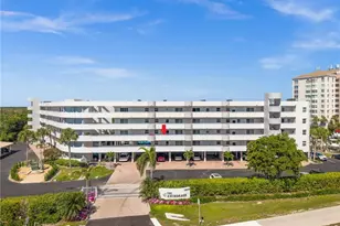 12945 Vanderbilt Dr, Naples, FL 34110 - Photo 29