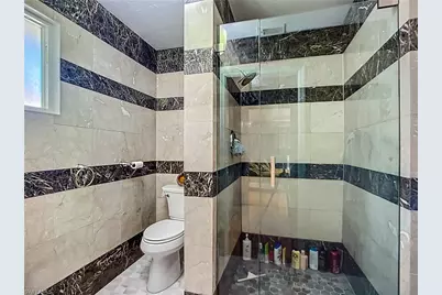 10242 Vanderbilt Dr, Naples, FL 34108 - Photo 39