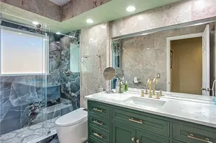 10242 Vanderbilt Dr, Naples, FL 34108 - Photo 43