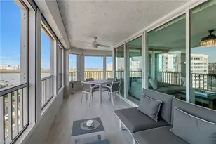 25 Bluebill Ave, Naples, FL 34108 - Photo 29