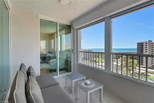 25 Bluebill Ave, Naples, FL 34108 - Photo 3