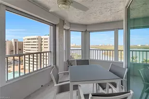 25 Bluebill Ave, Naples, FL 34108 - Photo 5