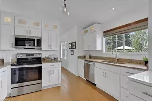 6555 Willow Lake Cir, Fort Myers, FL 33966 - Photo 17