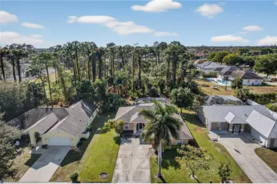 258 Willoughby Dr, Naples, FL 34110 - Photo 27