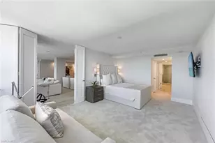 5601 Turtle Bay Dr, Naples, FL 34108 - Photo 15