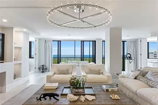 5601 Turtle Bay Dr, Naples, FL 34108 - Photo 3