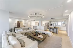 5601 Turtle Bay Dr, Naples, FL 34108 - Photo 9