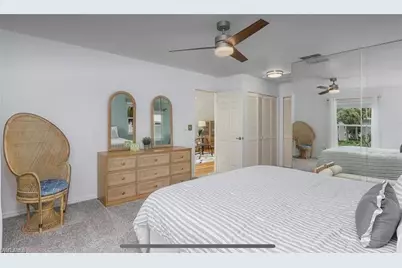 870 Gulf Pavilion Dr #201, Naples, FL 34108 - Photo 7