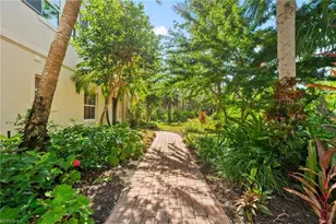 2886 Castillo Ct, Naples, FL 34109 - Photo 29
