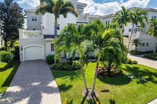 588 Avellino Isles Cir, Naples, FL 34119 - Photo 47