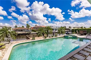 375 Conners Ave, Naples, FL 34108 - Photo 3