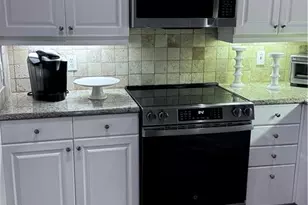 901 Egrets Run, Naples, FL 34108 - Photo 9