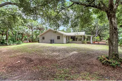3110 10th Ave SE, Naples, FL 34117 - Photo 37