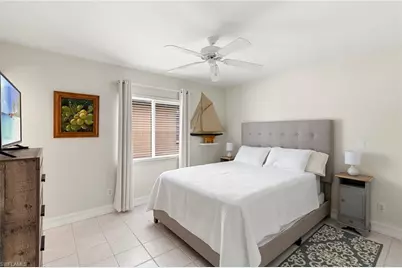 38 7th St, Bonita Springs, FL 34134 - Photo 15