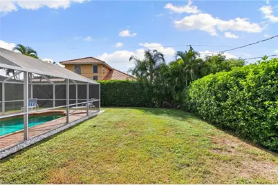 38 7th St, Bonita Springs, FL 34134 - Photo 25