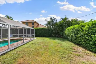 38 7th St, Bonita Springs, FL 34134 - Photo 25