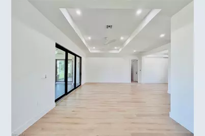 4343 10th St NE, Naples, FL 34120 - Photo 9