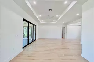 4343 10th St NE, Naples, FL 34120 - Photo 9