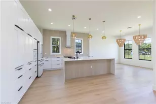 4343 10th St NE, Naples, FL 34120 - Photo 11