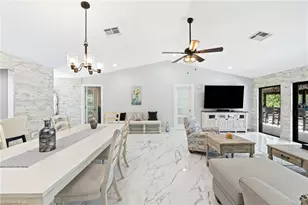 1890 Oakes Blvd, Naples, FL 34119 - Photo 11