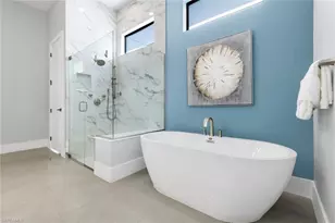 16221 Verilyn Cir, Naples, FL 34110 - Photo 27