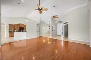 5024 Old Pond Dr, Naples, FL 34104 - Photo 7