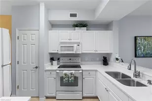 4010 Loblolly Bay Dr, Naples, FL 34114 - Photo 11