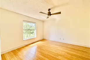 709 Landover Cir, Naples, FL 34104 - Photo 11